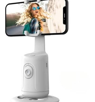 Auto face tracking tripod